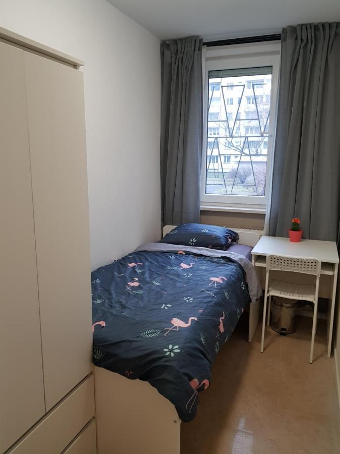 Mirrorroom Pl Citycenter Варшава Екстериор снимка